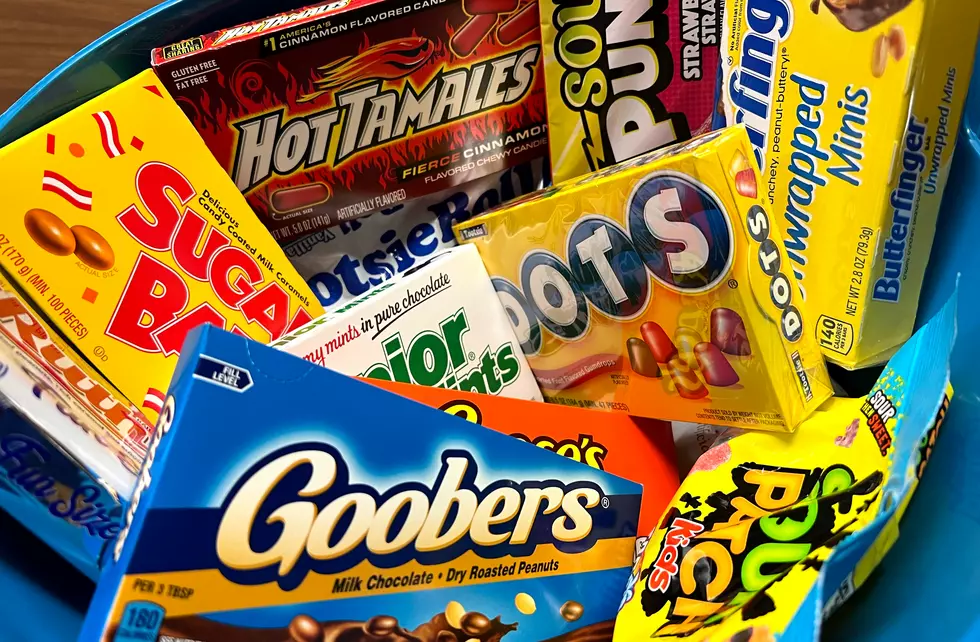 HALLOWEEN CANDY: The Good, The Bad, and What Gets Your House Egged